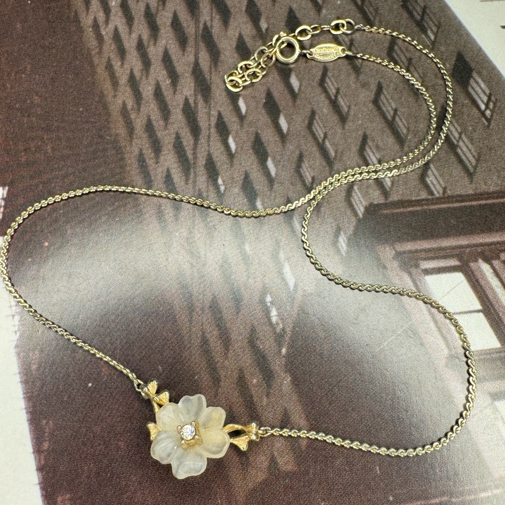 Dior Gold Floral Necklace - Picture 2 of 11